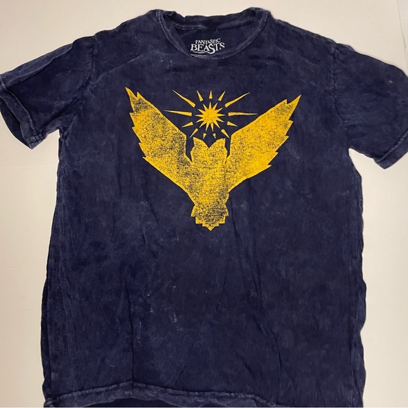 Harry Potter Fantastic Beasts And Where To Find Them Phoenix T-Shirt Adult Small - Picture 3 of 8